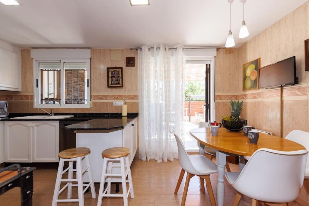 Adosado Con Jardin En Los Xalets De 살루 외부 사진